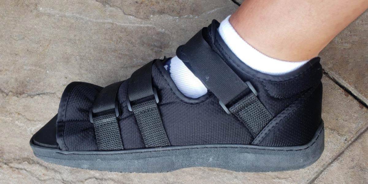 Shoe for Broken Foot or Toe by BraceAbility